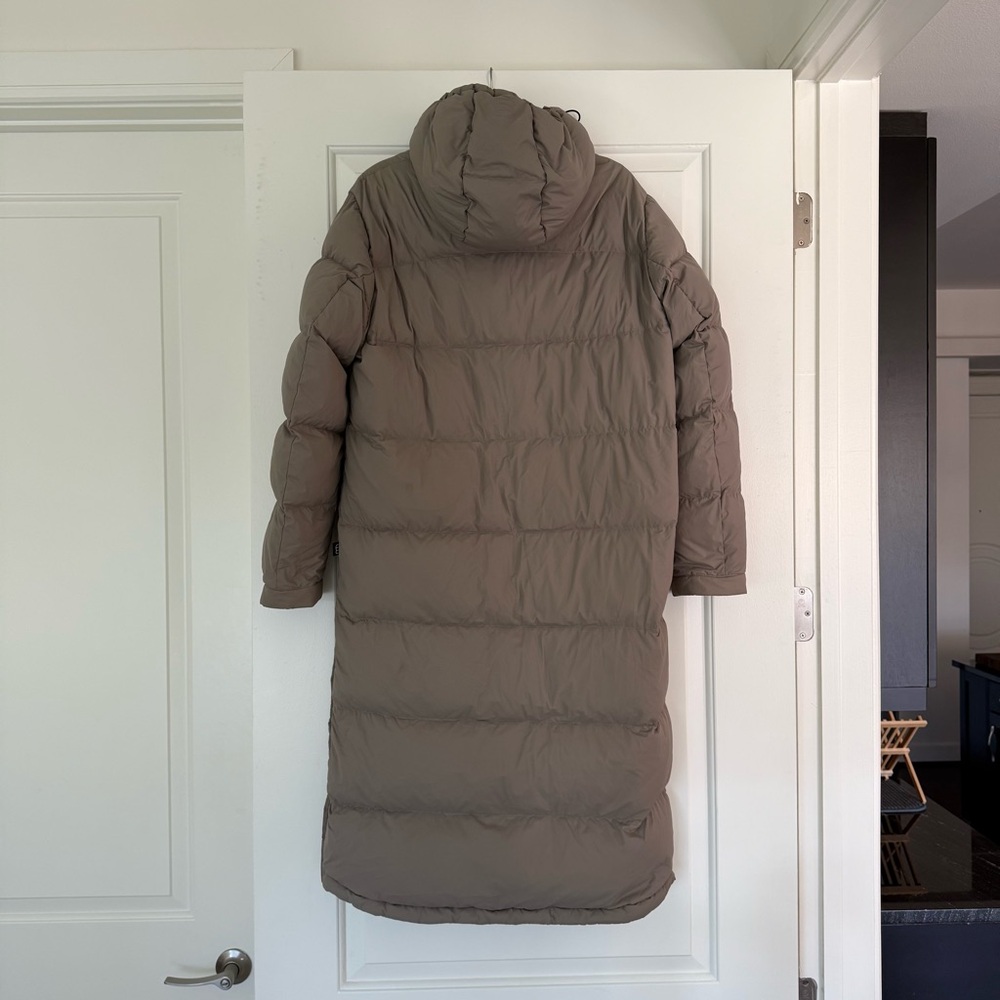 Aritzia Super Puff Long - Picture 2 of 6